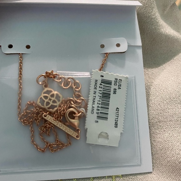 Elisa rose gold pendant necklace in rose gold drusy - Picture 2 of 2